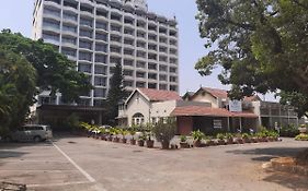 Hotel Woodlands Bangalore
